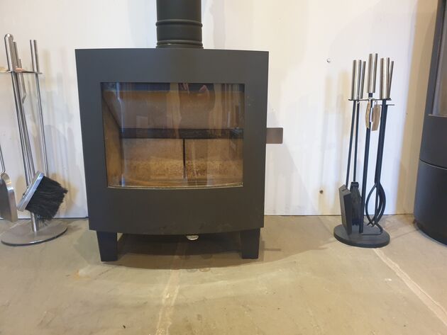  Morso 4412 multifuel stove, ex Live display image #2