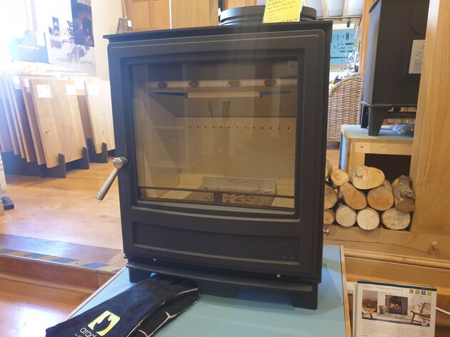  Arada Ecoburn 5 Widescreen 4.9 KW Ex display image #1