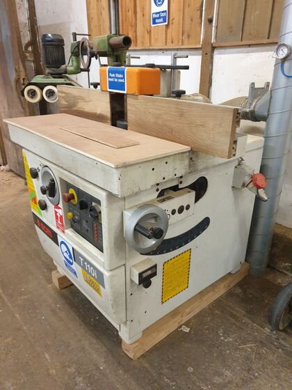 SCM T110i moulder image #1