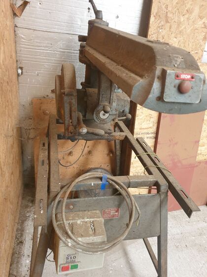 Cross cut saw - disconnected image #2