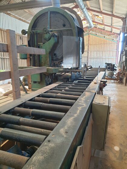 Stenner Band Saw image #1